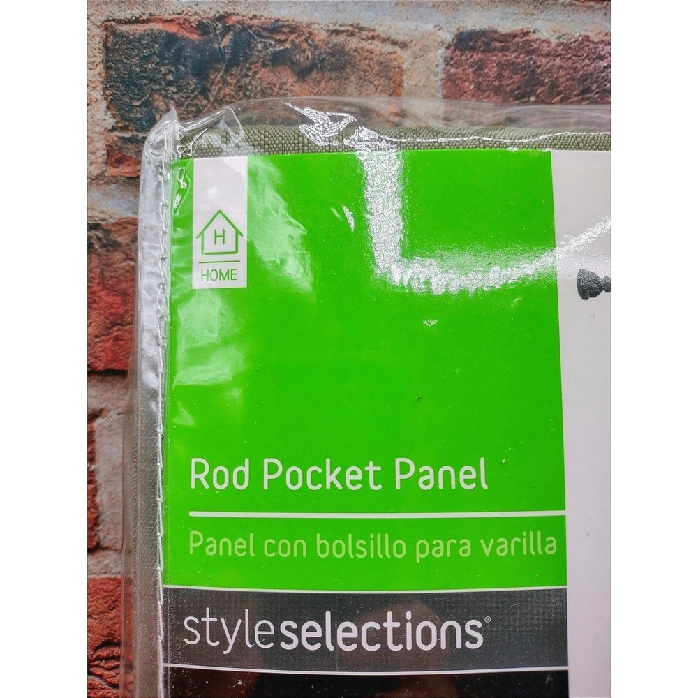A Pair of Blackout Curtain Panels‎ - Artichoke Green - Blocks 99% Light (40x63) - Picture 3 of 6